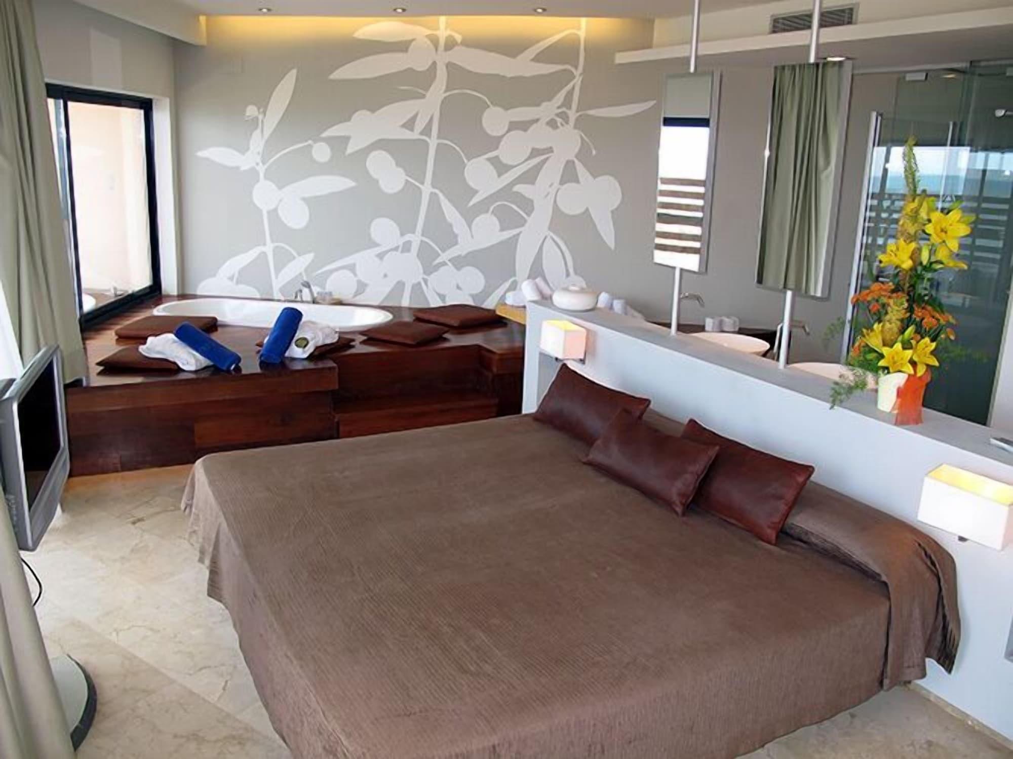 Ohtels Les Oliveres El Perello  Екстер'єр фото