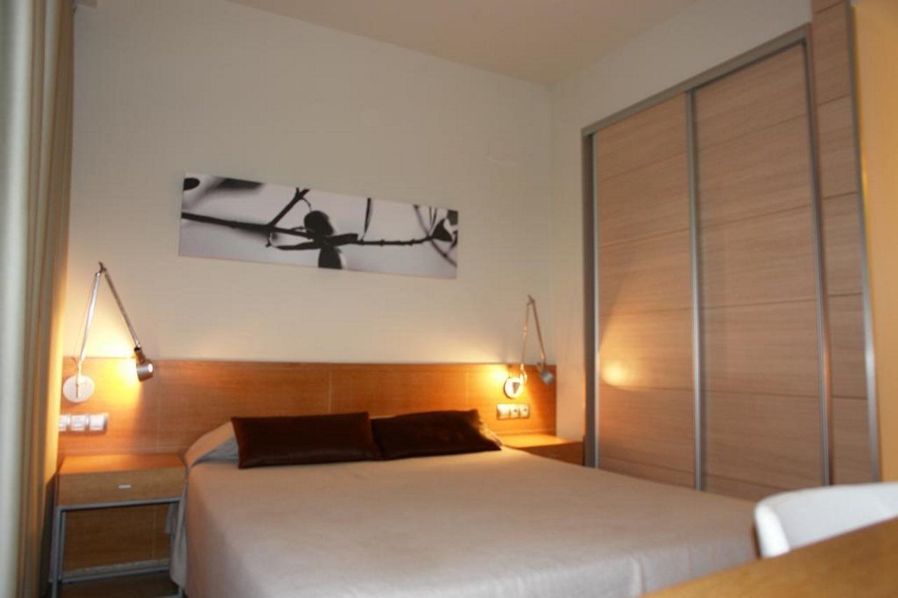 Ohtels Les Oliveres El Perello  Екстер'єр фото